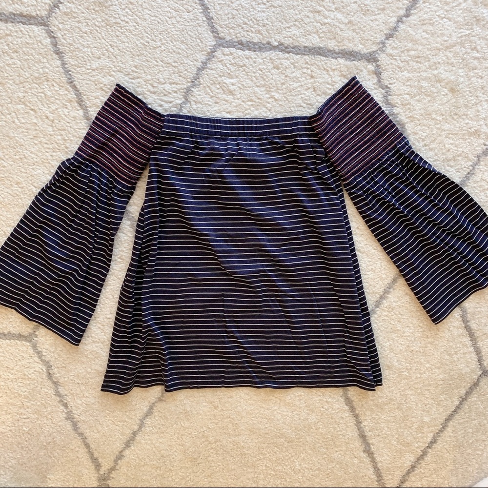 Club Monaco Off Shoulder Top sz XS